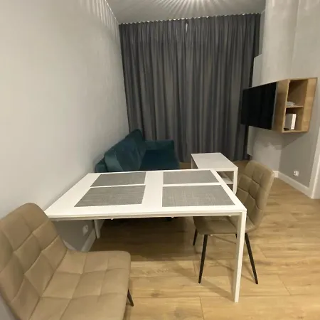 Hanza Tower High Floor Swimming Pool &