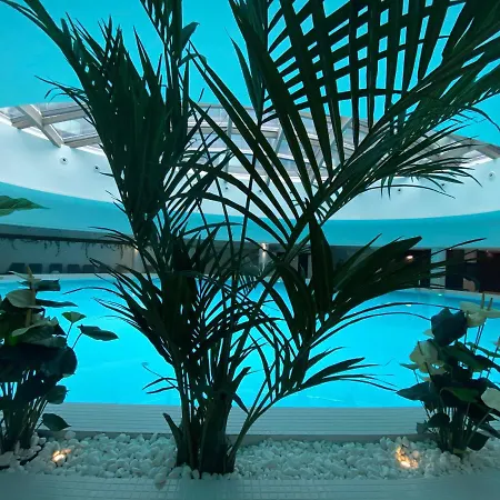 Hanza Tower High Floor Swimming Pool & Daire *