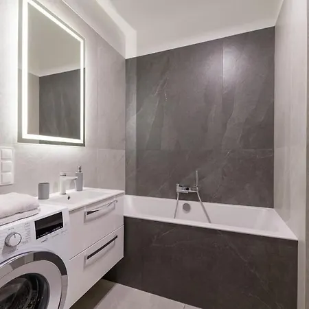 Hanza Tower High Floor Swimming Pool & * Szczecin